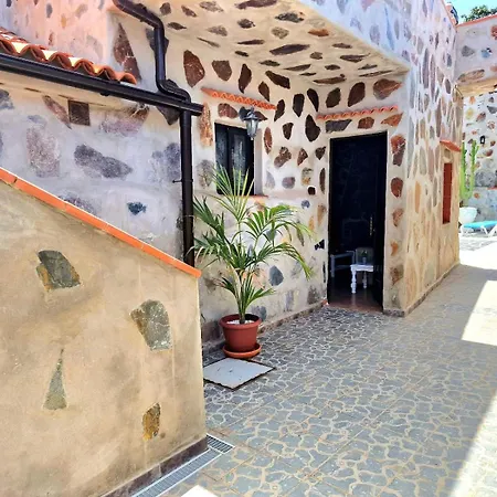 Barbacue House Giovanni & Rosa A By Hrtenerife Net